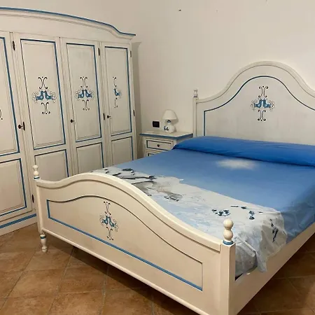 Elena Piscina Privata Вилла Танаунелла