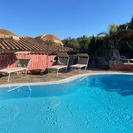 Вилла Elena Piscina Privata