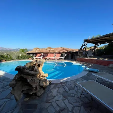 Elena Piscina Privata