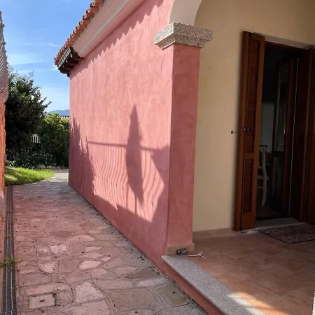 Elena Piscina Privata Villa Tanaunella